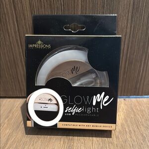 Impressions Glow Me selfie light